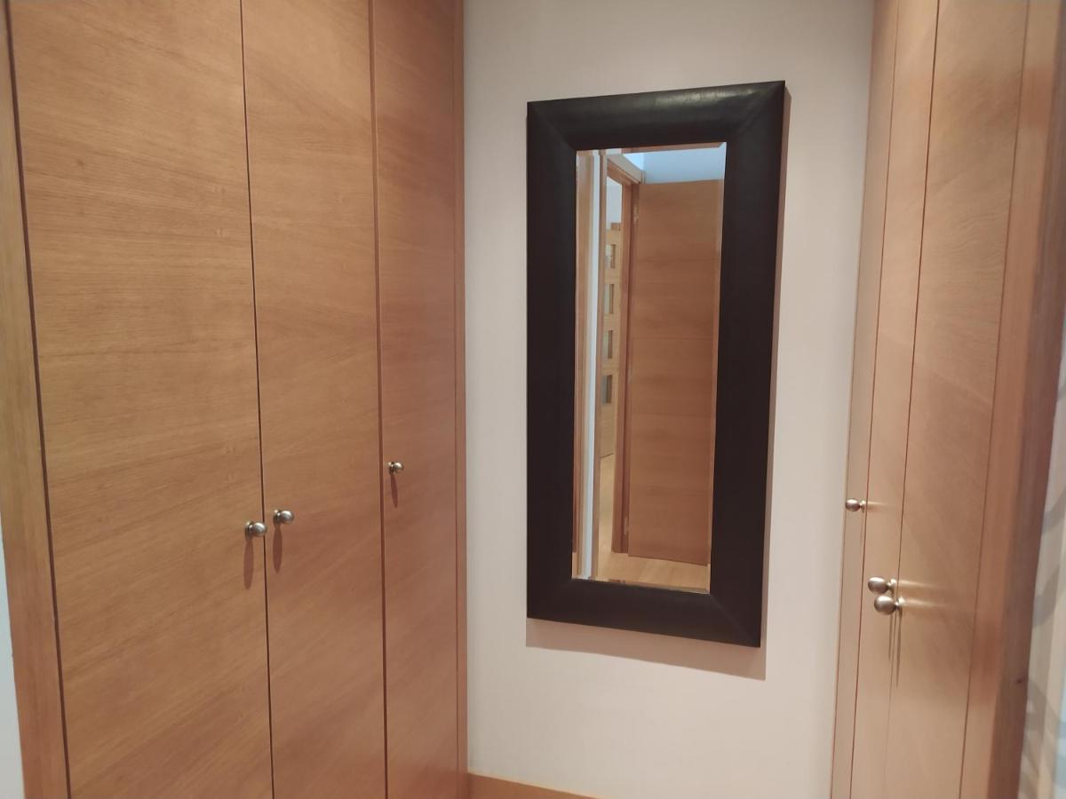 Apartamento En El Centro Con Garaje Directo. Bilbao Extérieur photo
